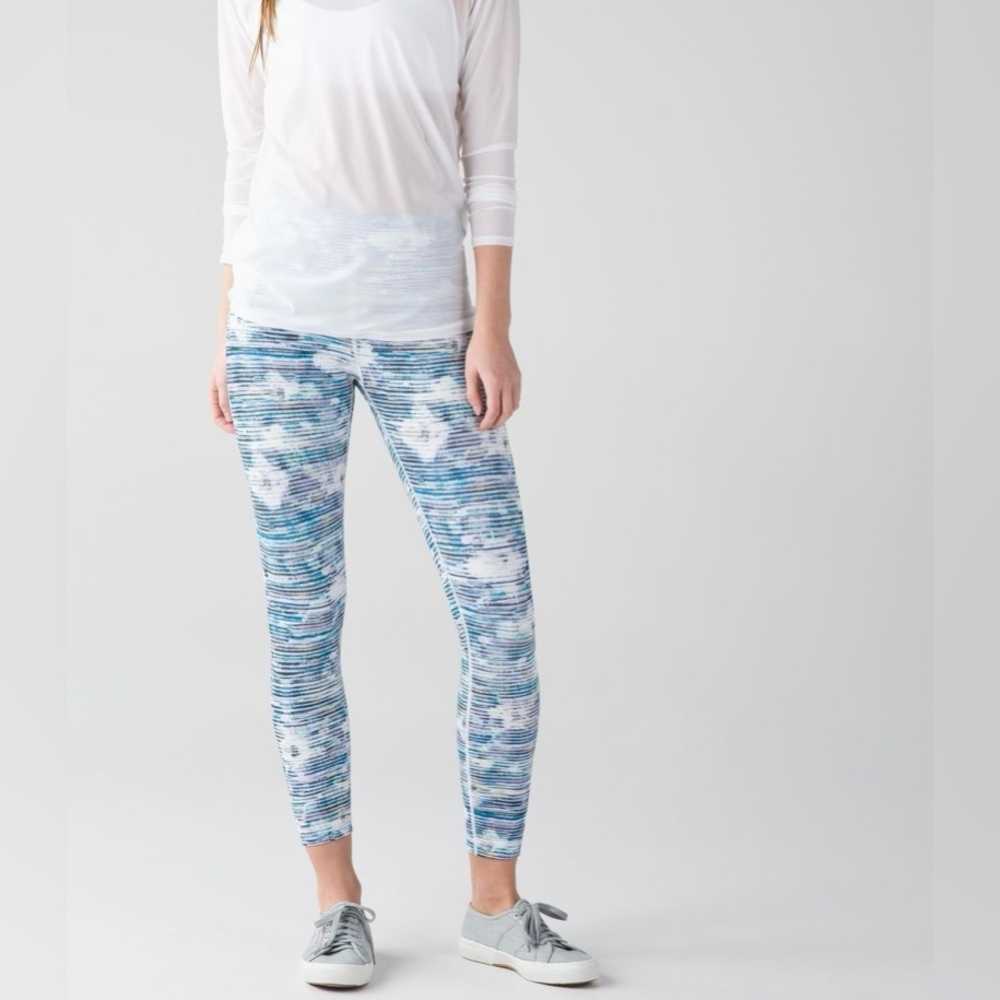 2/$25 Lululemon High Times Pant *Full-On Luxtreme